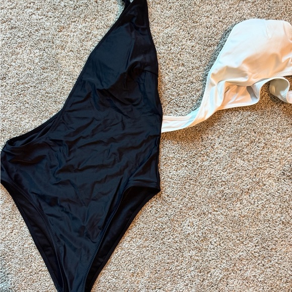 Blooming Jelly Womens One Piece Cutout Swimsuit Sexy High monokini Size Large - Picture 12 of 12